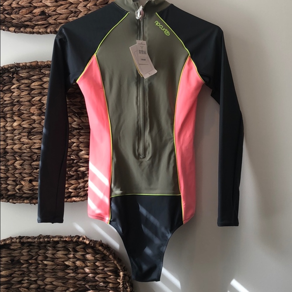 RIPCURL MAVERICK One Piece Suit - Picture 3 of 6